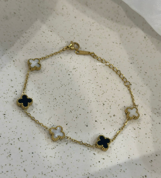 Vintage Clover Bracelet