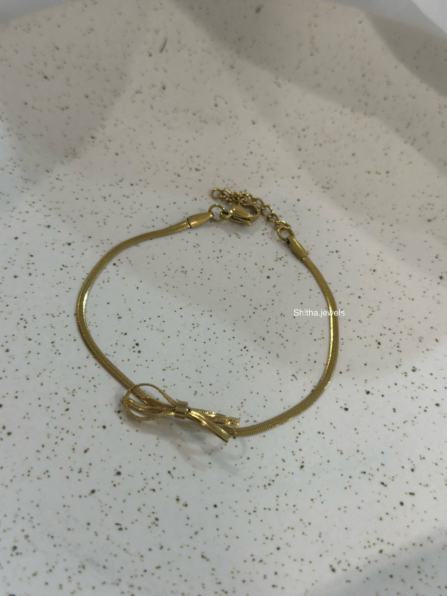 Bow Bracelet