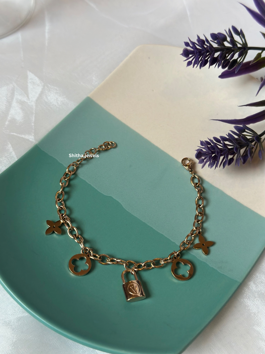 Chunky Lock Bracelet