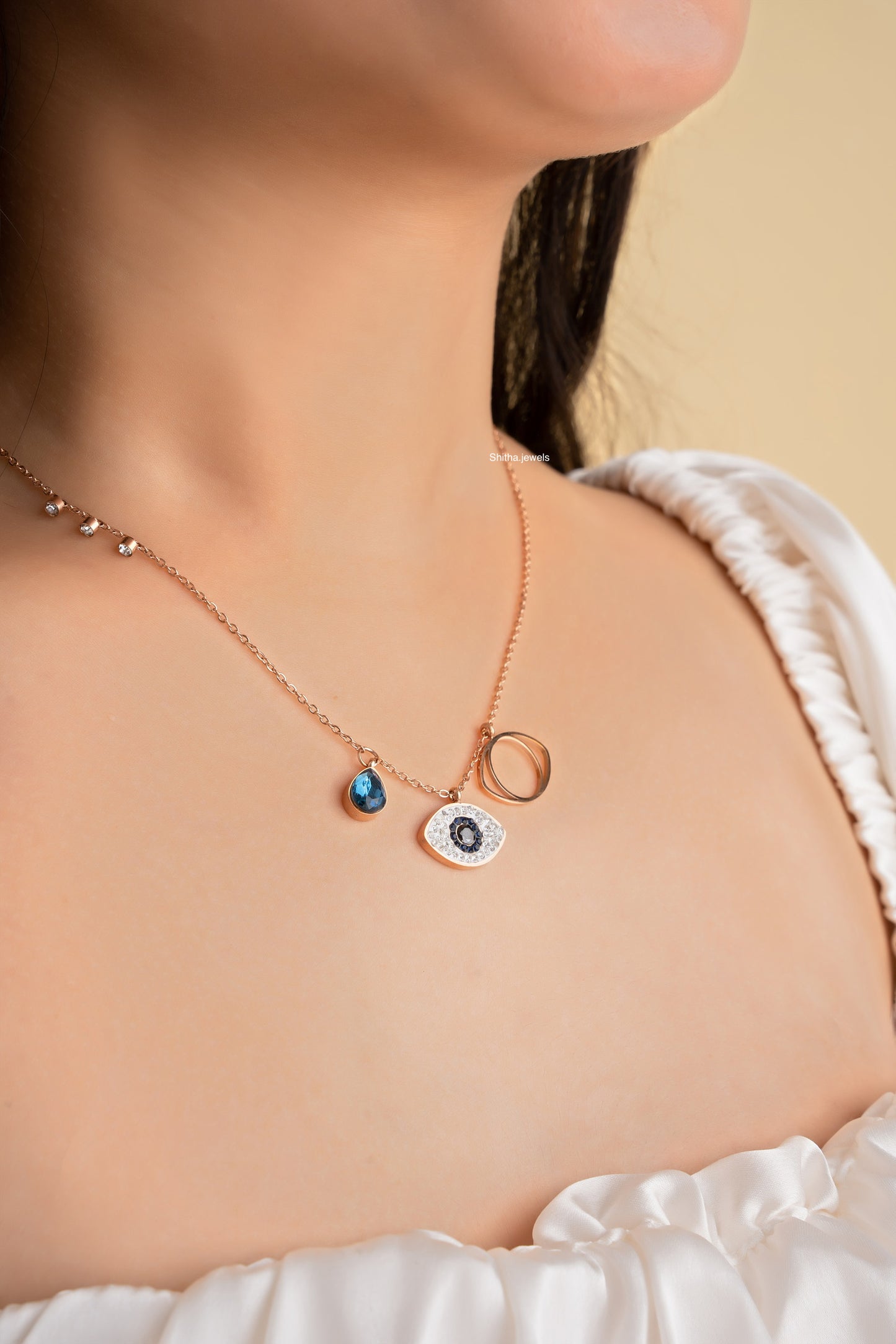 Magnetic Blue Diamond Necklace