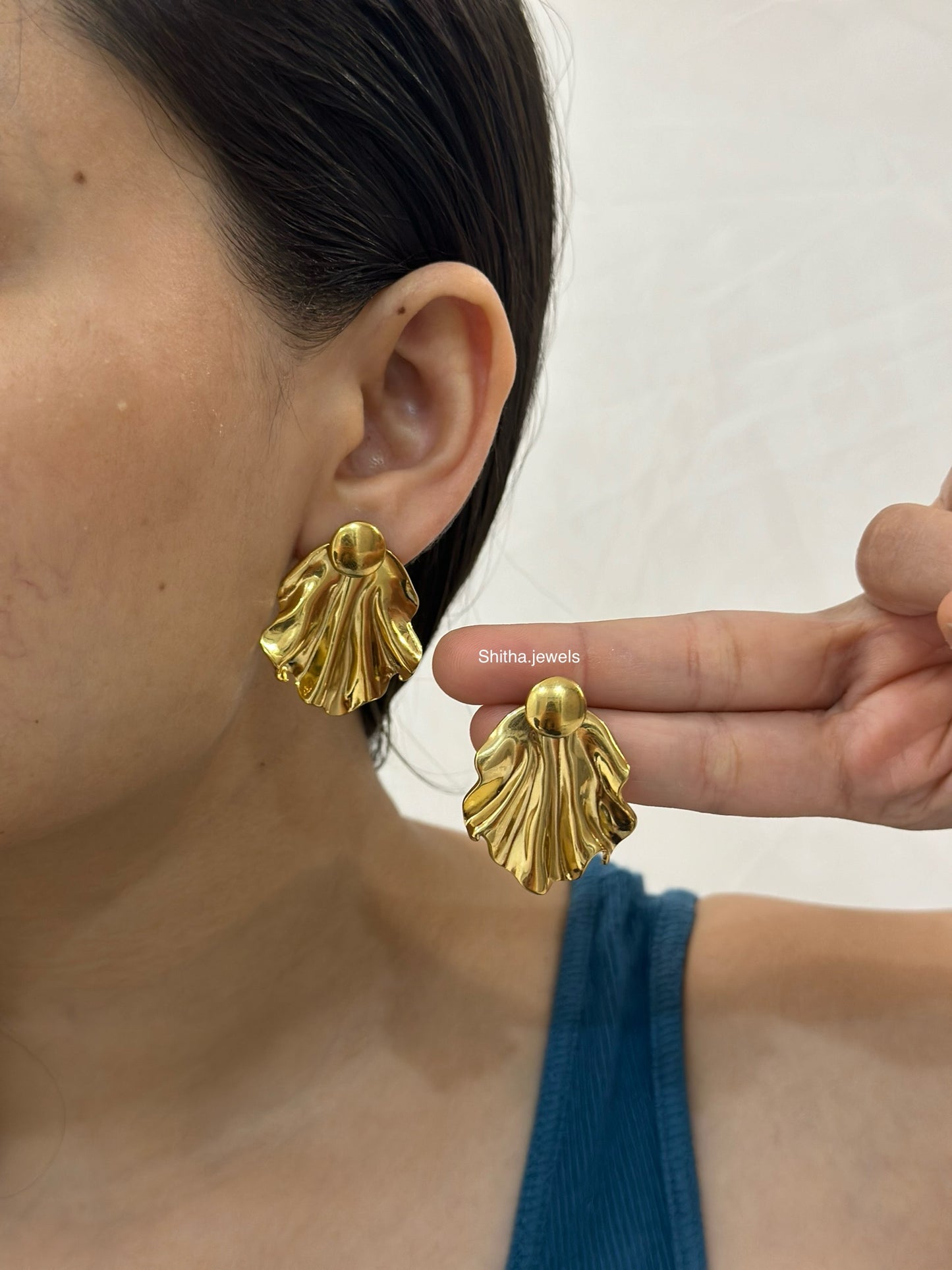 Bloom Gold Earrings