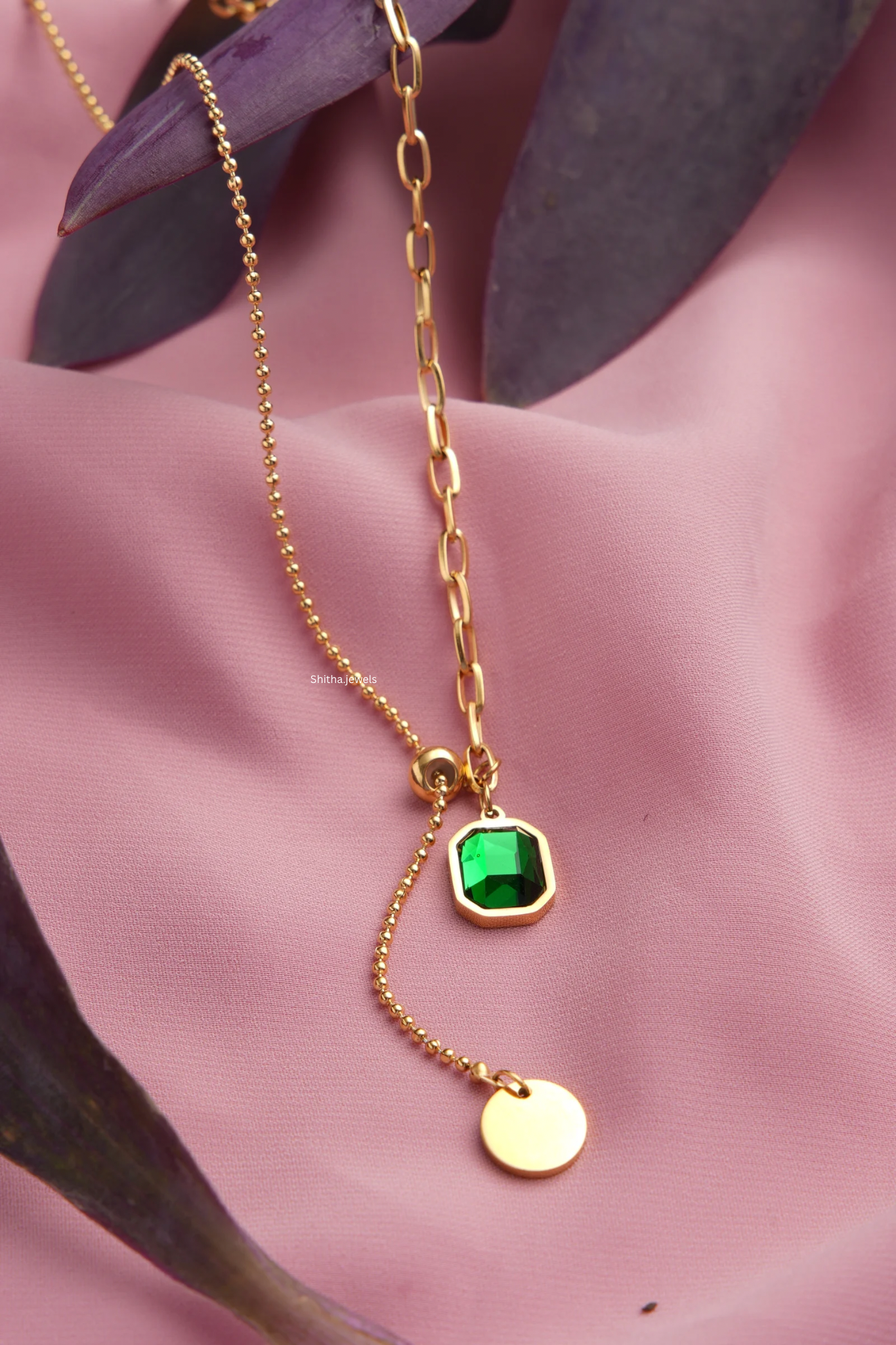 Classic Green Gold Necklace