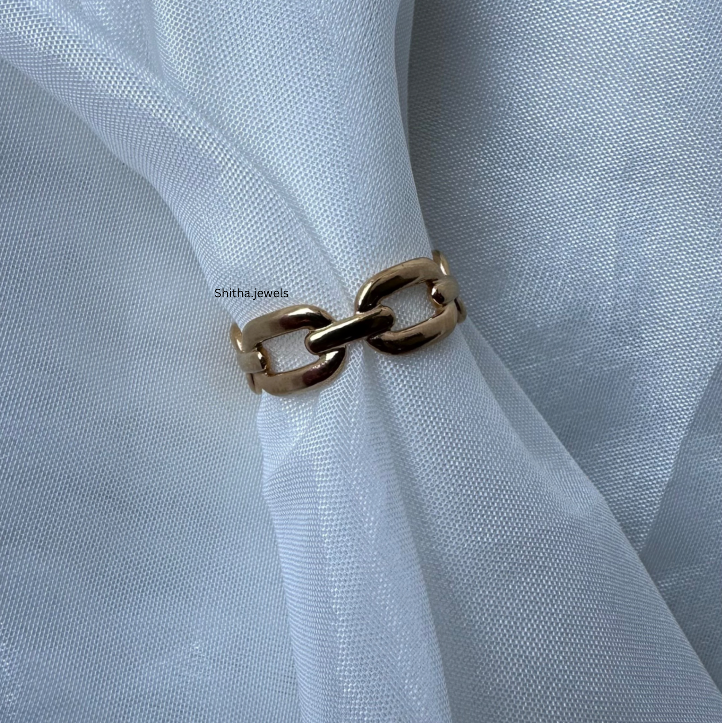 Knot Ring