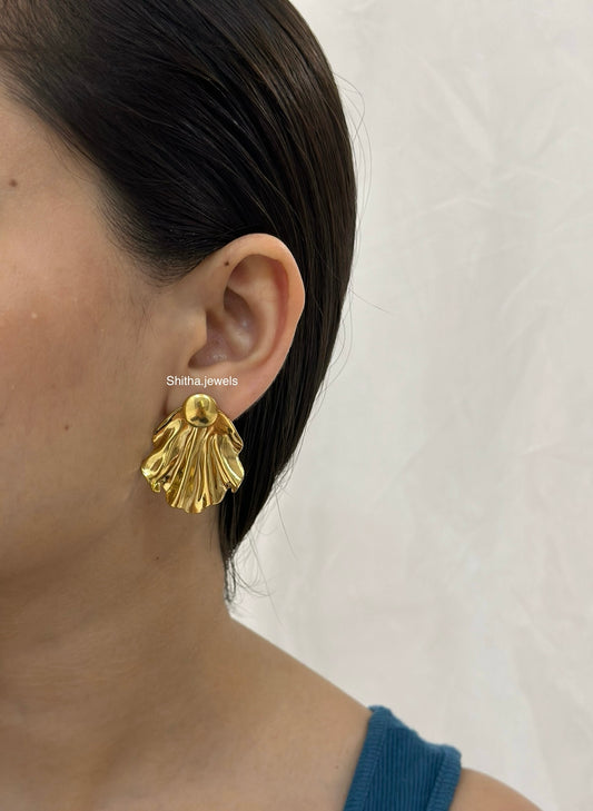 Bloom Gold Earrings